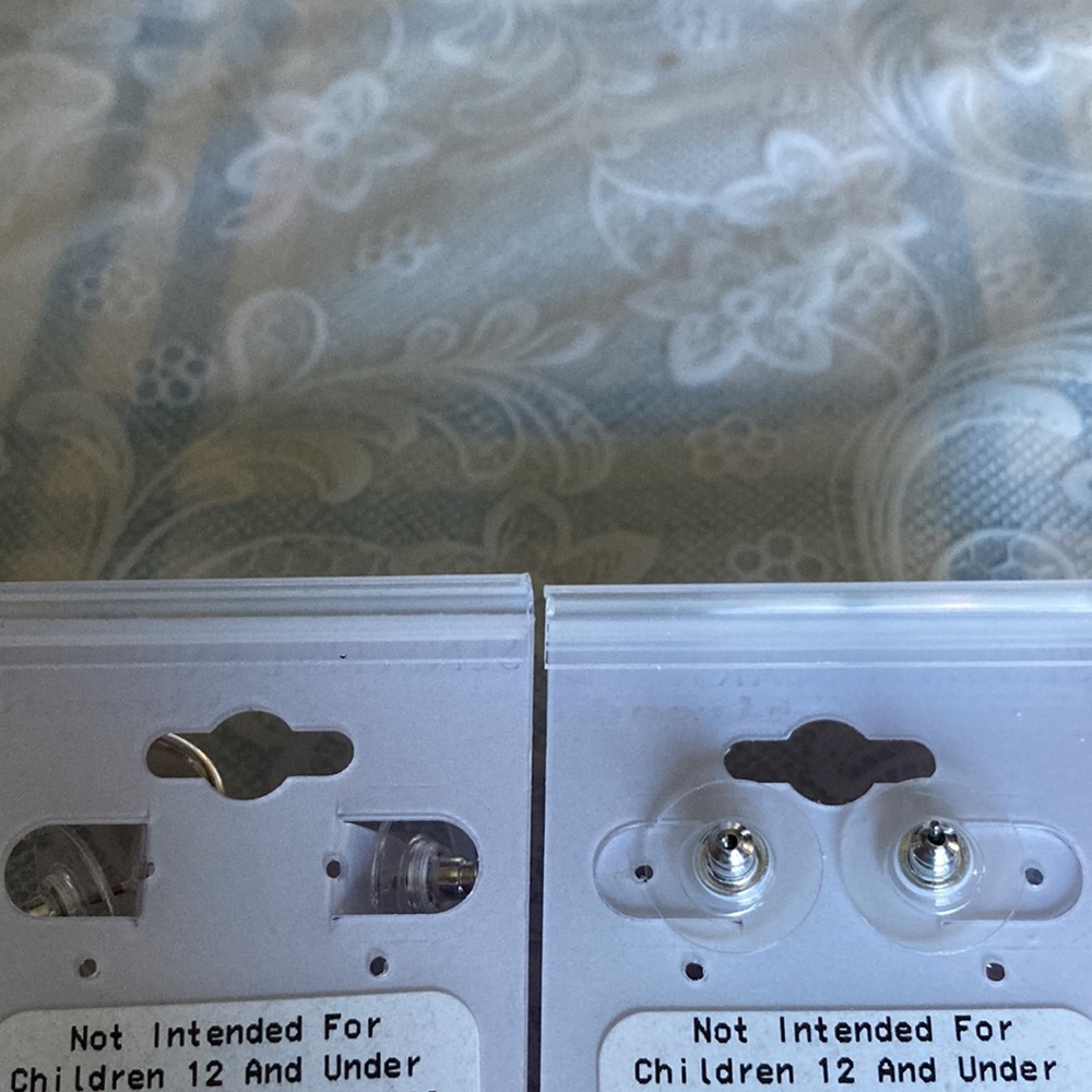 NWOT 2 pr. TRENDI sensitive ears  pierced ear. st, 1 w/ pearl, 1 sm hoop $22 - Picture 3 of 3